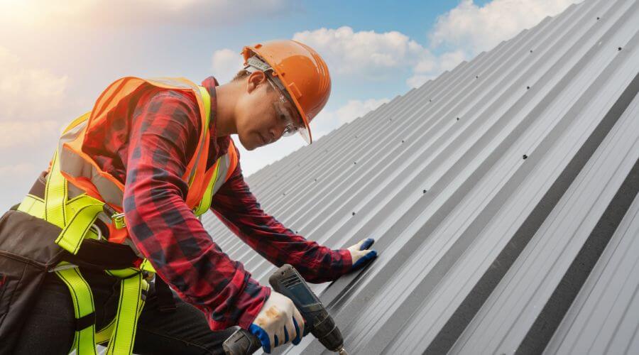 Professional Emergency Roof Repairs services in South Pekin, IL